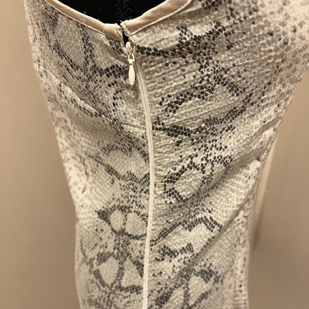 GIANNI BINI Sequin Snake Print Deep Front and Back V-Neck Sheath Dress,XS - Picture 3 of 4
